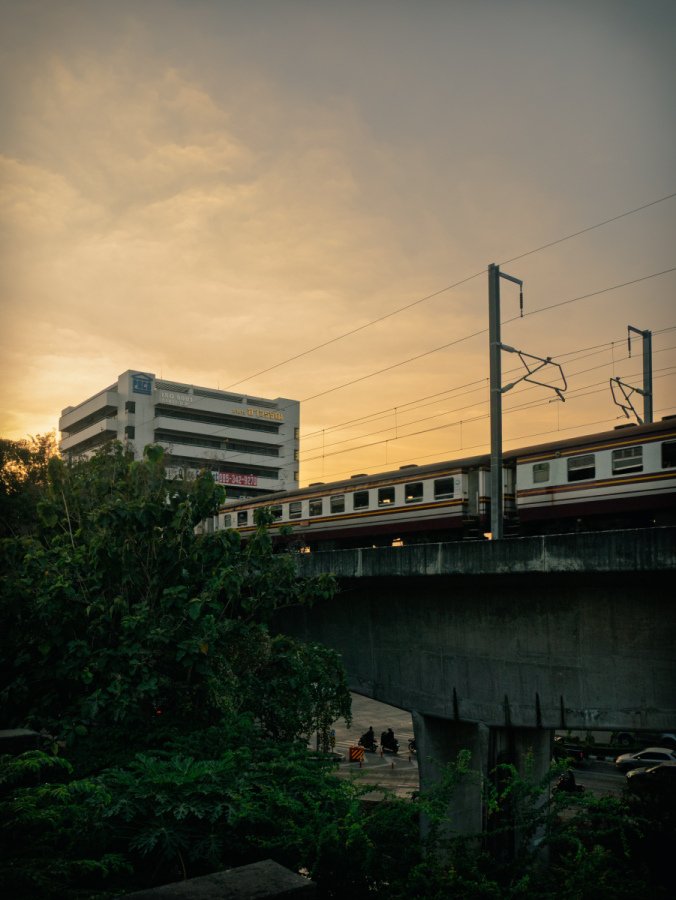 1180704-1