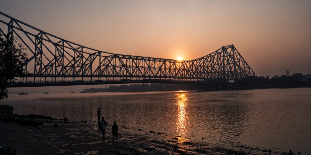 howrah-bridge-sunset-silhouette.jpg
